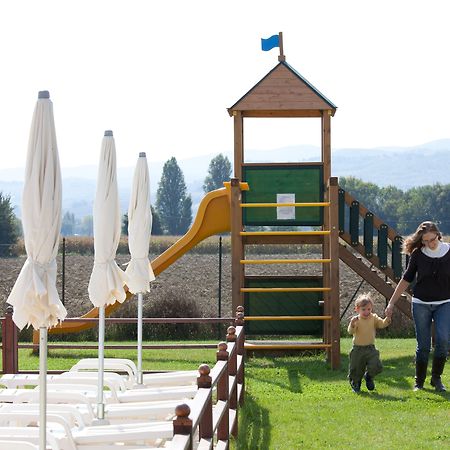 Agriturismo Le Rondini Di Francesco Di Assisi 칸나라 외부 사진