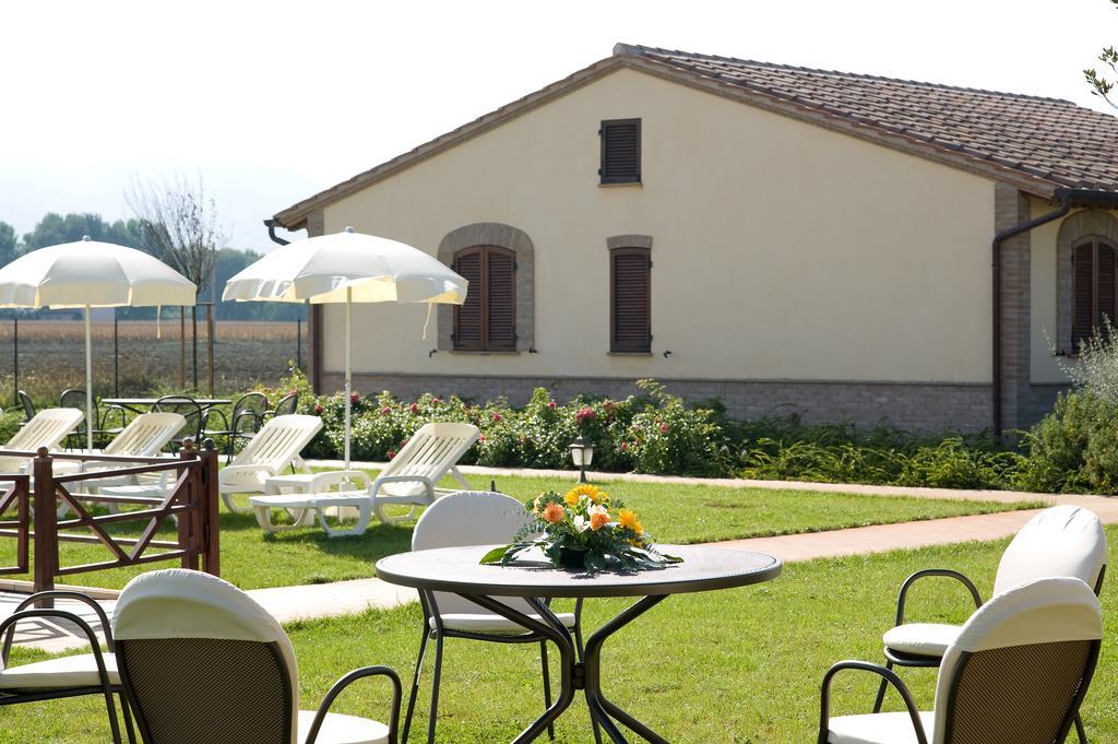 Agriturismo Le Rondini Di Francesco Di Assisi 칸나라 외부 사진