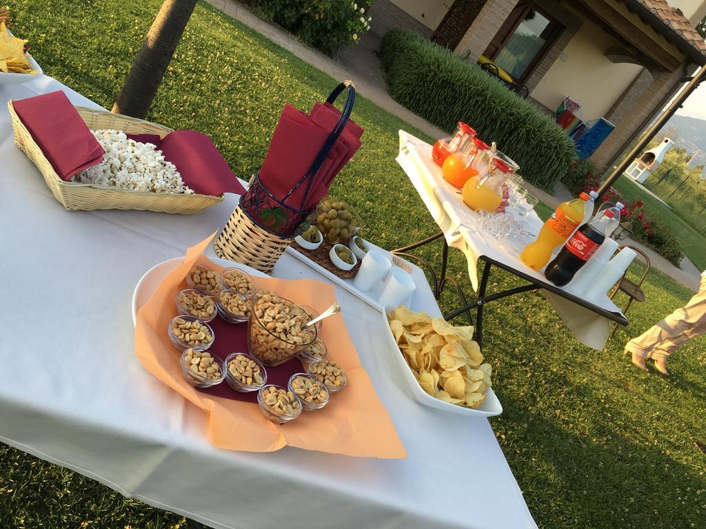 Agriturismo Le Rondini Di Francesco Di Assisi 칸나라 외부 사진