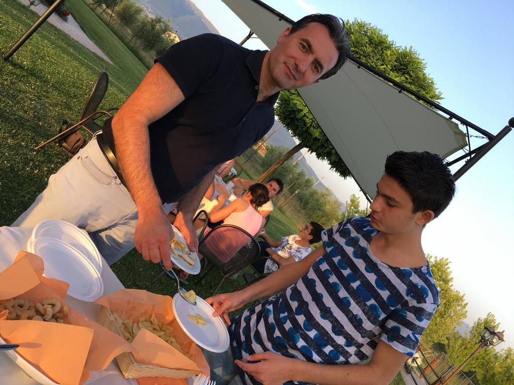 Agriturismo Le Rondini Di Francesco Di Assisi 칸나라 외부 사진