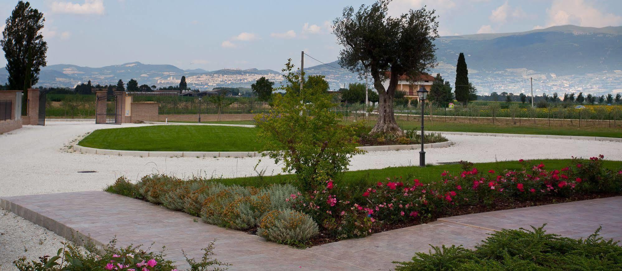 Agriturismo Le Rondini Di Francesco Di Assisi 칸나라 외부 사진