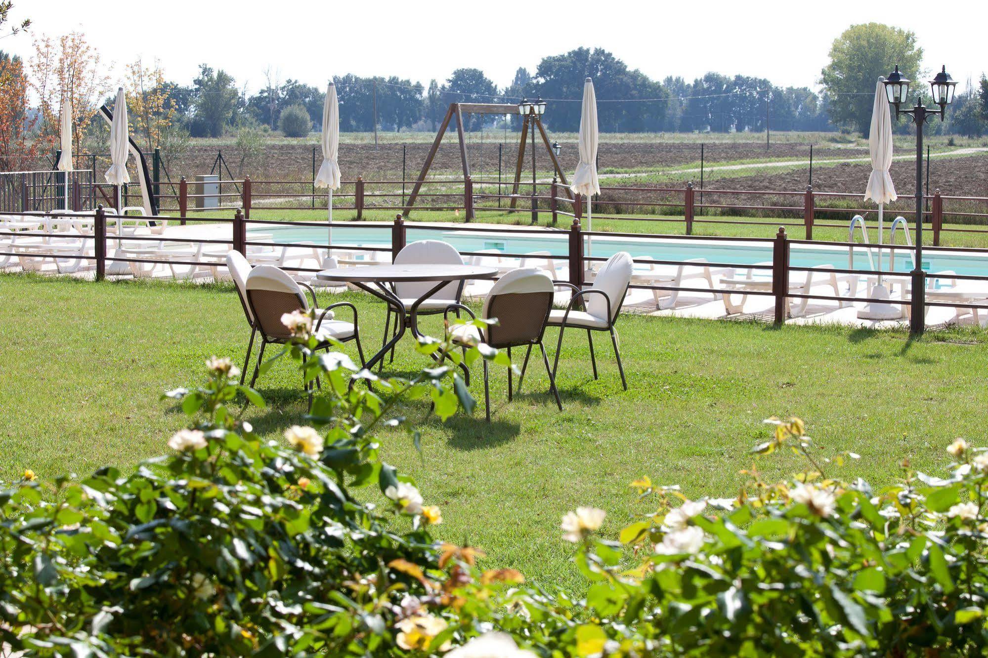 Agriturismo Le Rondini Di Francesco Di Assisi 칸나라 외부 사진