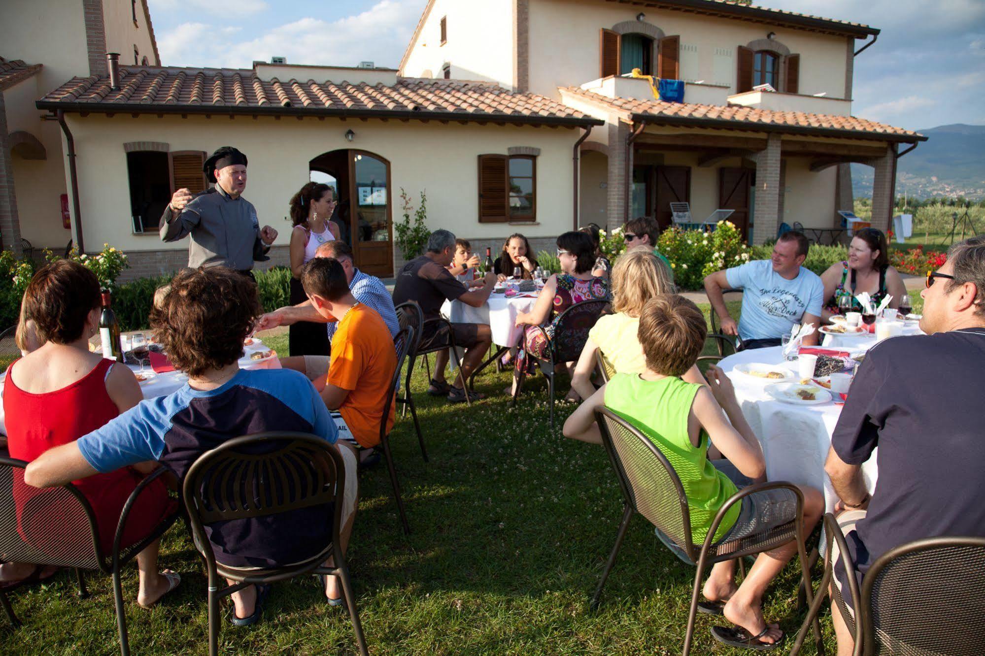 Agriturismo Le Rondini Di Francesco Di Assisi 칸나라 외부 사진