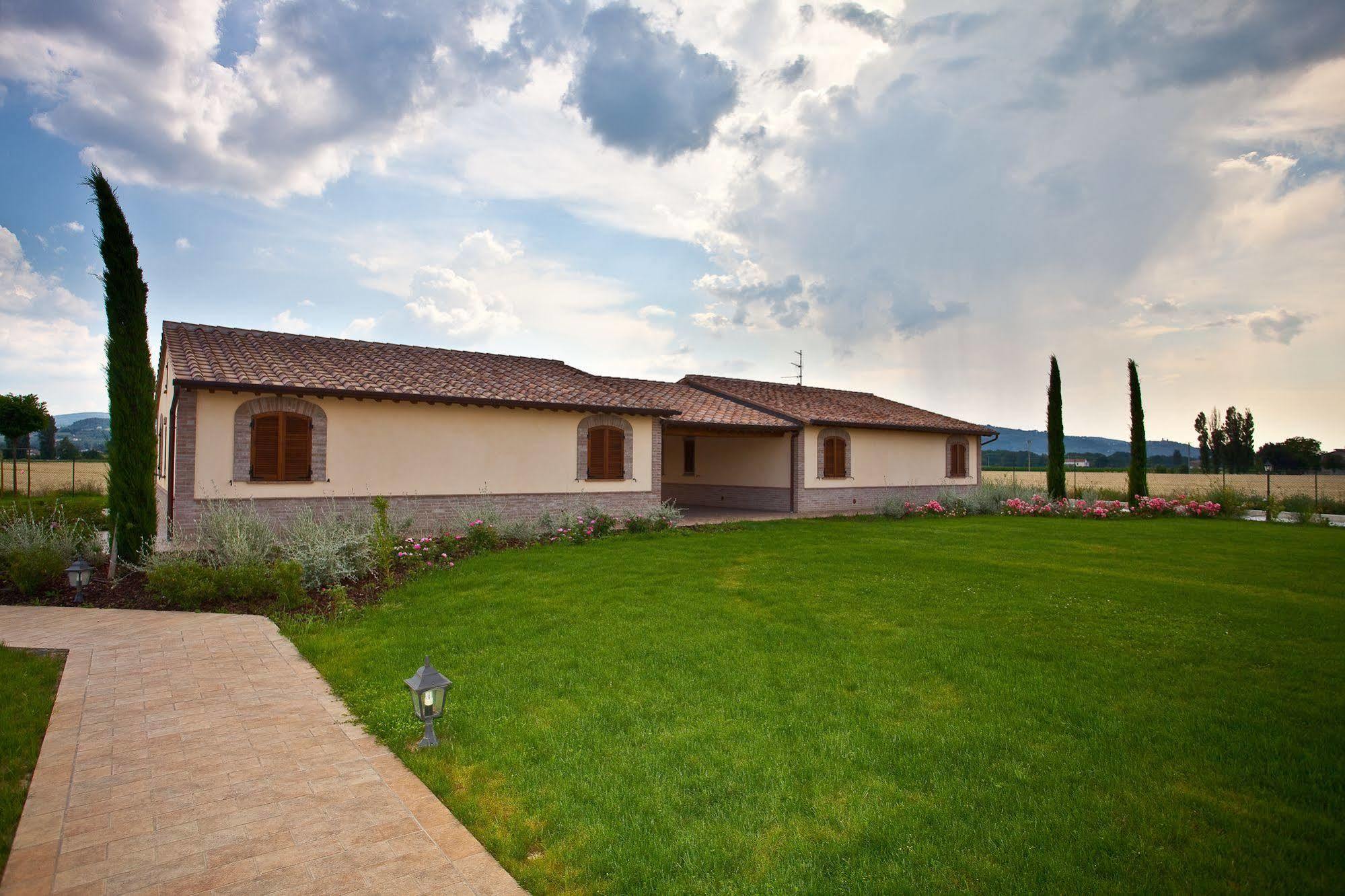 Agriturismo Le Rondini Di Francesco Di Assisi 칸나라 외부 사진