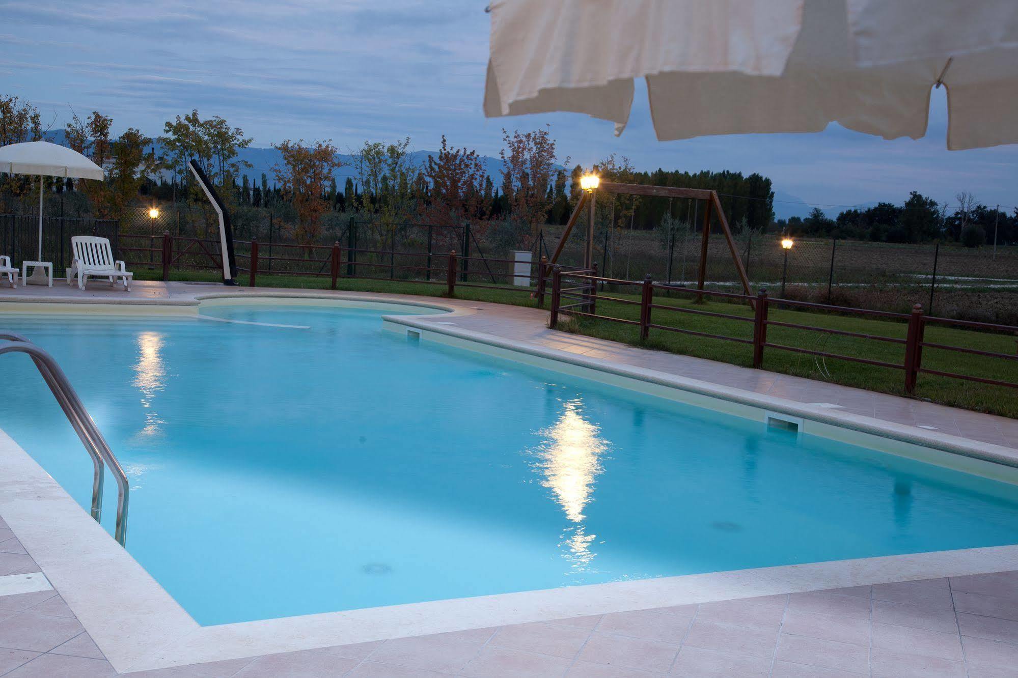 Agriturismo Le Rondini Di Francesco Di Assisi 칸나라 외부 사진